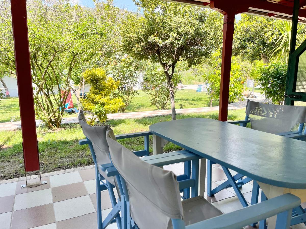 Koala Place Vasiliki  Bagian luar foto